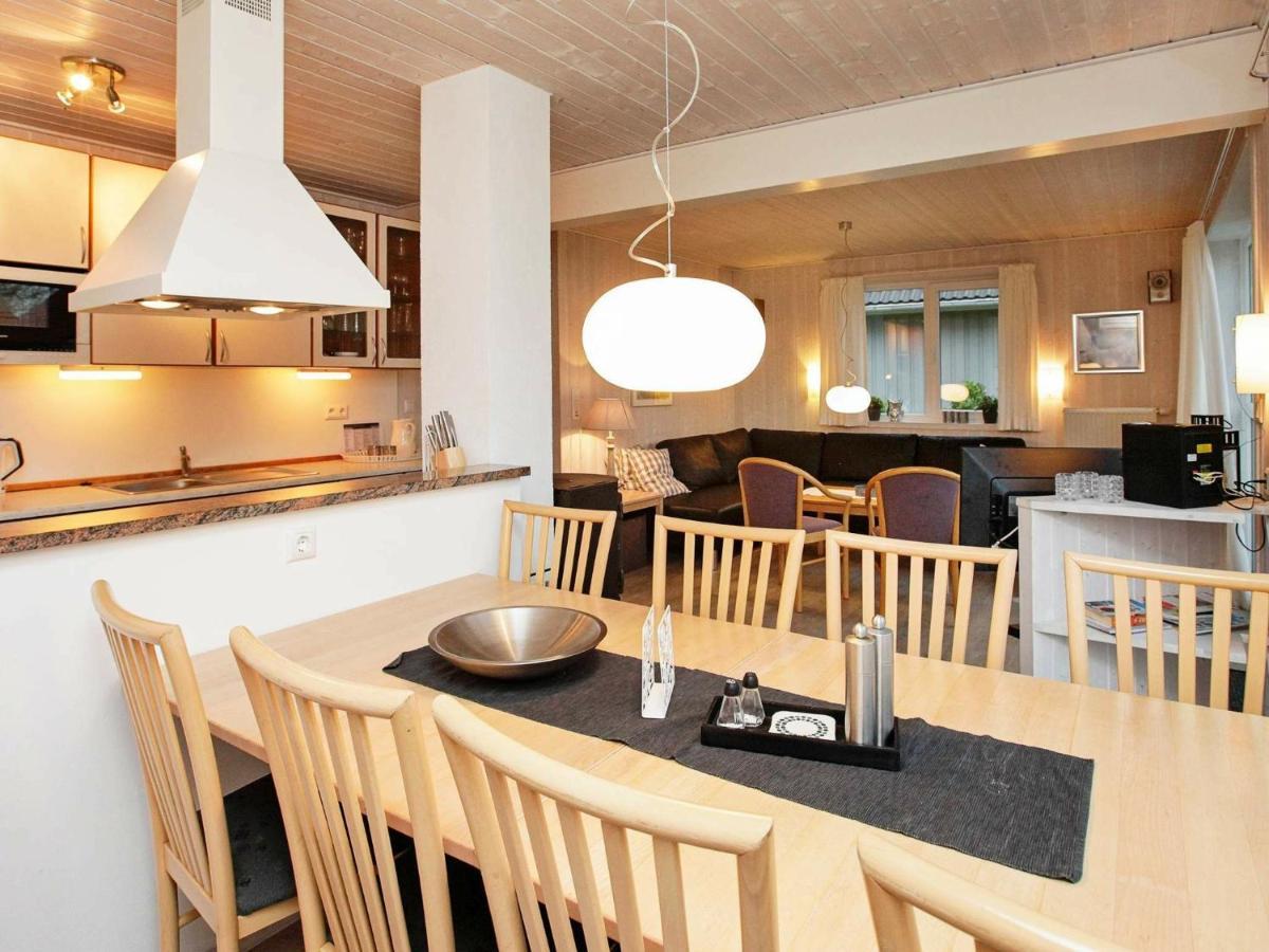 8 Person Holiday Home In เกลติง ภายนอก รูปภาพ